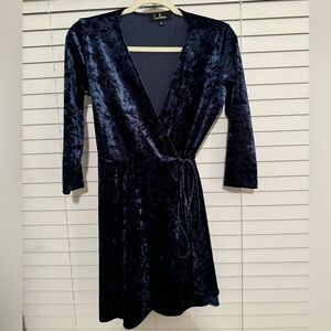 Gorgeous navy crush velvet mini dress- perfect for holiday parties!